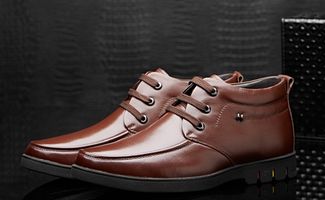 芭步仕(Burbupps)男鞋 品牌溯源與鞋類配件解析